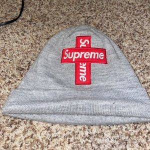 supreme crossbox new ear beanie
